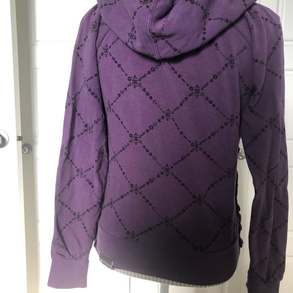 DC Women’s Side Button Hoodie - Picture 3 of 4